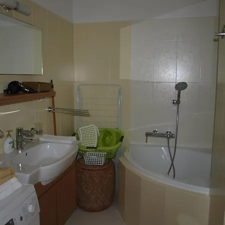 Apartment Drahovice *